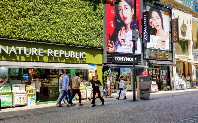 Garosu-gil Luxury Shopping, Gangnam